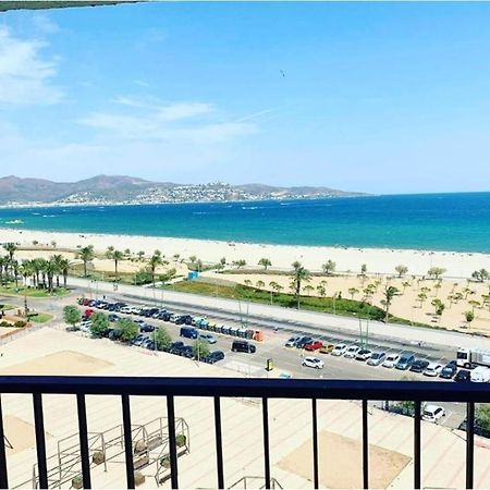 Cozy Beach-Front Studio With Amazing Sea View Empuriabrava Kültér fotó