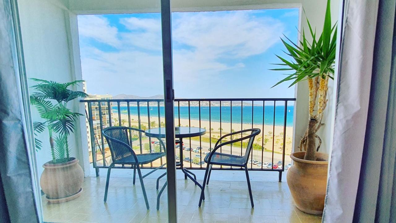 Cozy Beach-Front Studio With Amazing Sea View Empuriabrava Kültér fotó